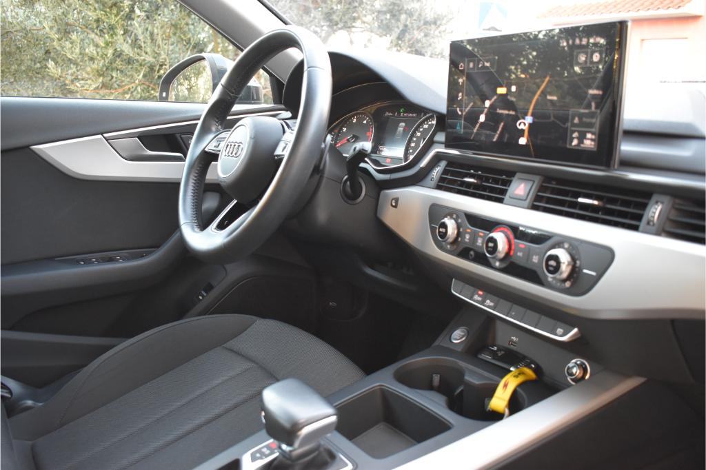 Audi A4 30 TDI Avant Automatik S-Tronic,Facelift ***VELIKI SERVIS***, fotografija 11