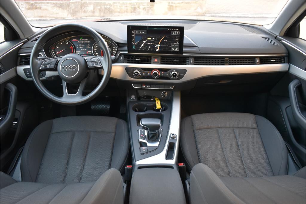 Audi A4 30 TDI Avant Automatik S-Tronic,Facelift ***VELIKI SERVIS***, fotografija 9