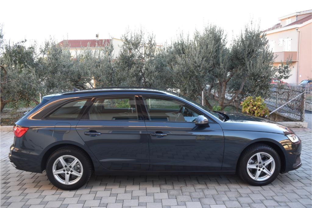 Audi A4 30 TDI Avant Automatik S-Tronic,Facelift ***VELIKI SERVIS***, fotografija 5