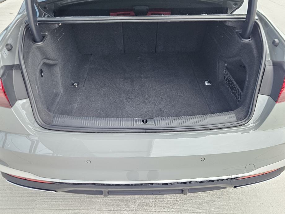 Audi A4 30 TDI S LINE - FUL LED, NAVI, VIRTUAL, 136 T.KM - LEASING, fotografija 18
