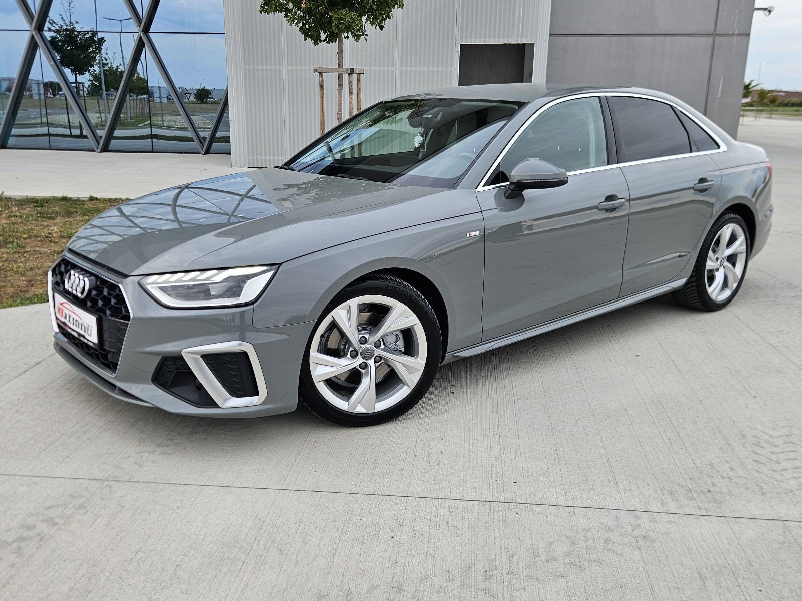 Audi A4 30 TDI S LINE - FUL LED, NAVI, VIRTUAL, 136 T.KM - LEASING, fotografija 1