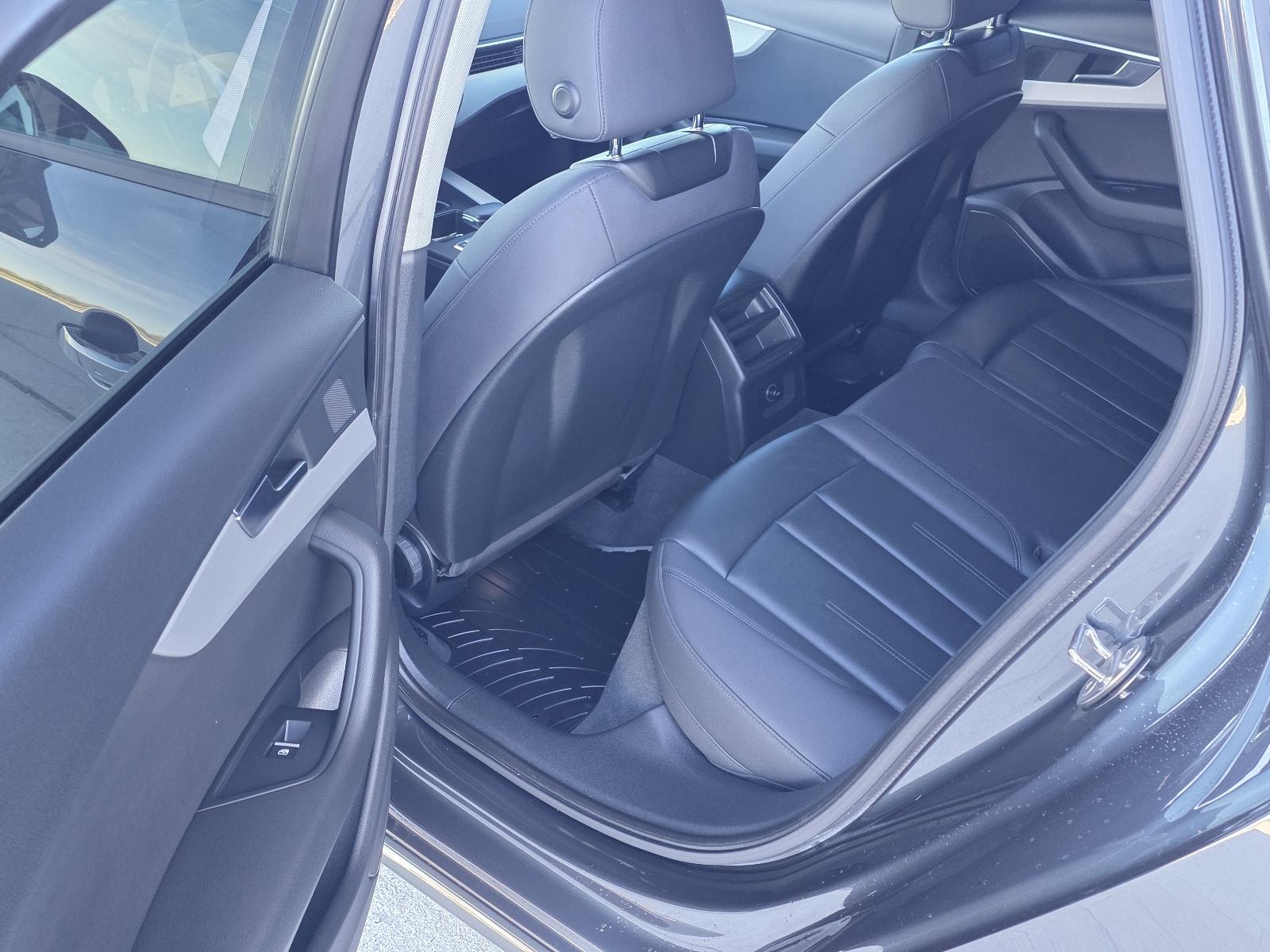 Audi A4 30 TDI S LINE,S TRONIK,FUL LED,VIRTUAL,ŠIBER, fotografija 18