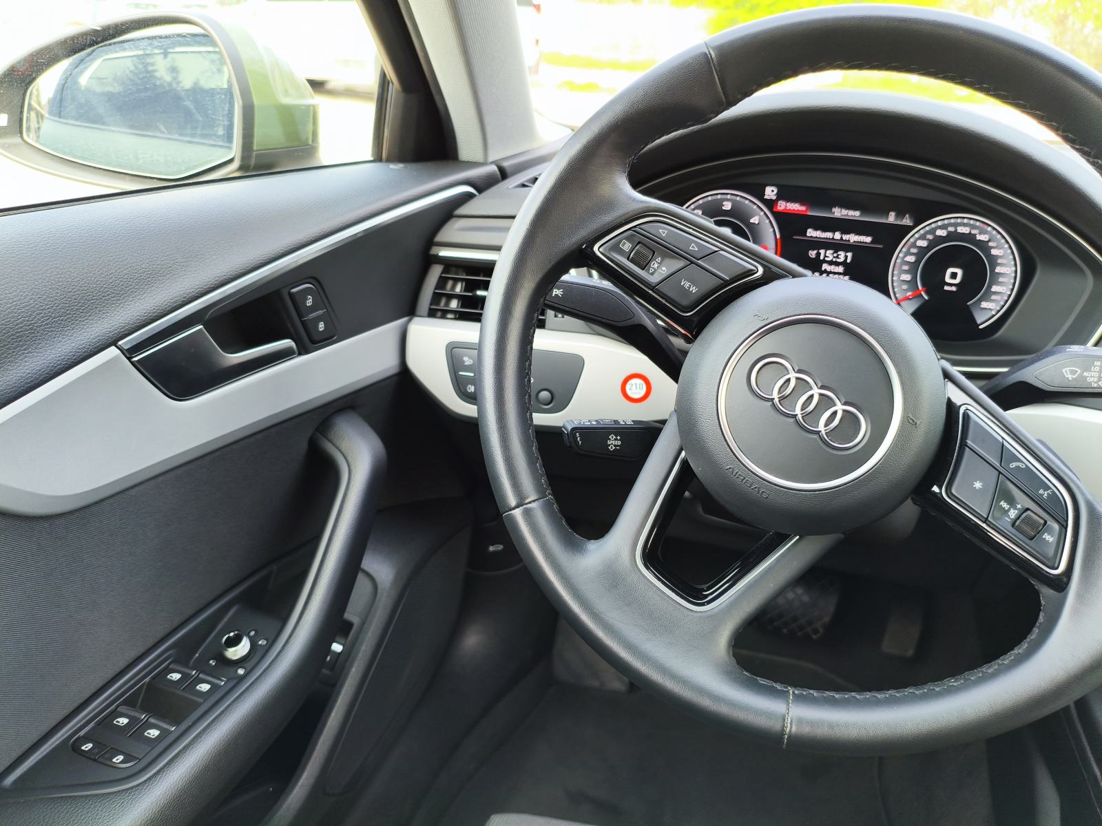Audi A4 30 TDI, fotografija 11