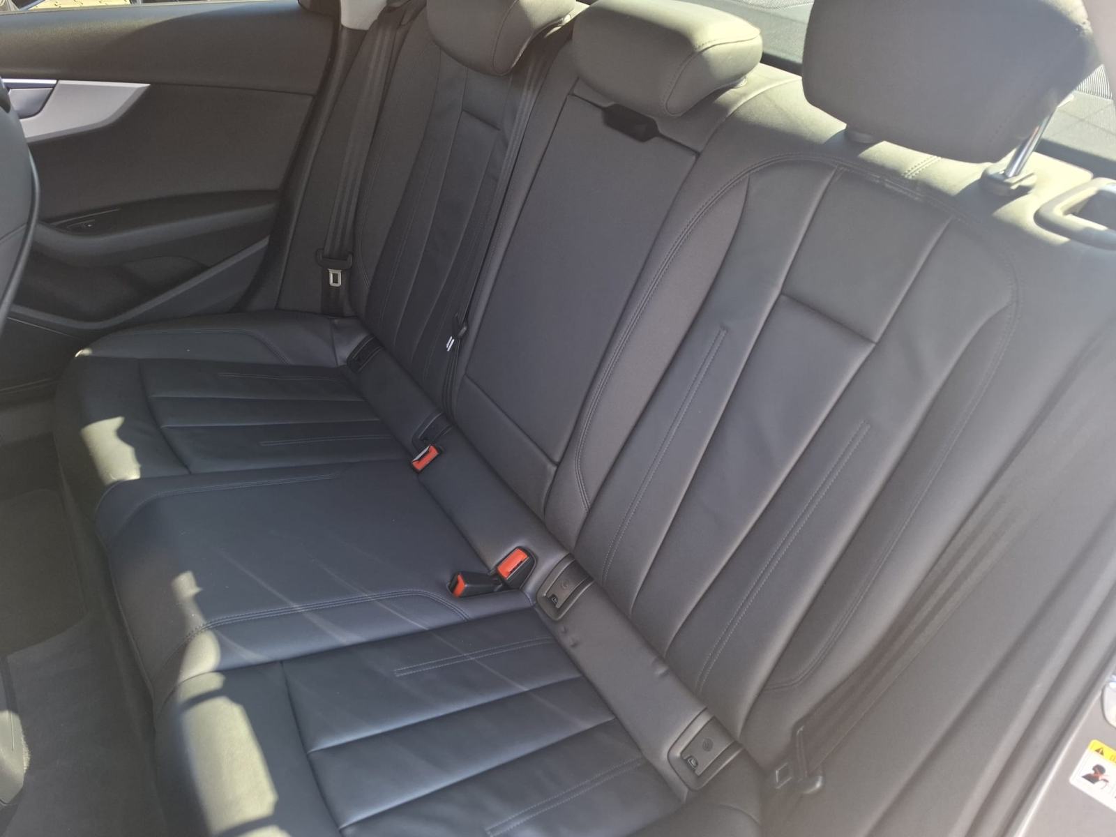 Audi A4 30 TDI S-Tronic Business Plus LED ALU MMI NAVI *GARANCIJA*, fotografija 11