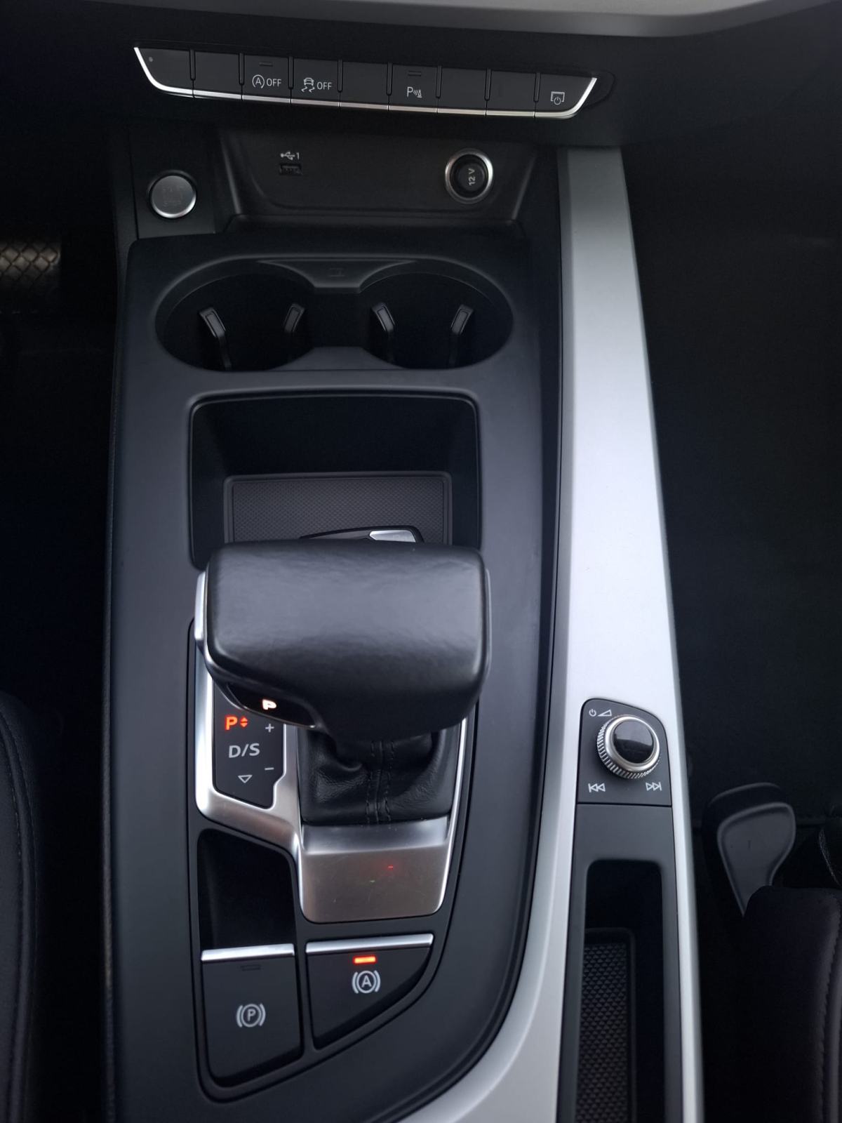 Audi A4 30 TDI S-Tronic Business Plus LED ALU MMI NAVI *GARANCIJA*, fotografija 19