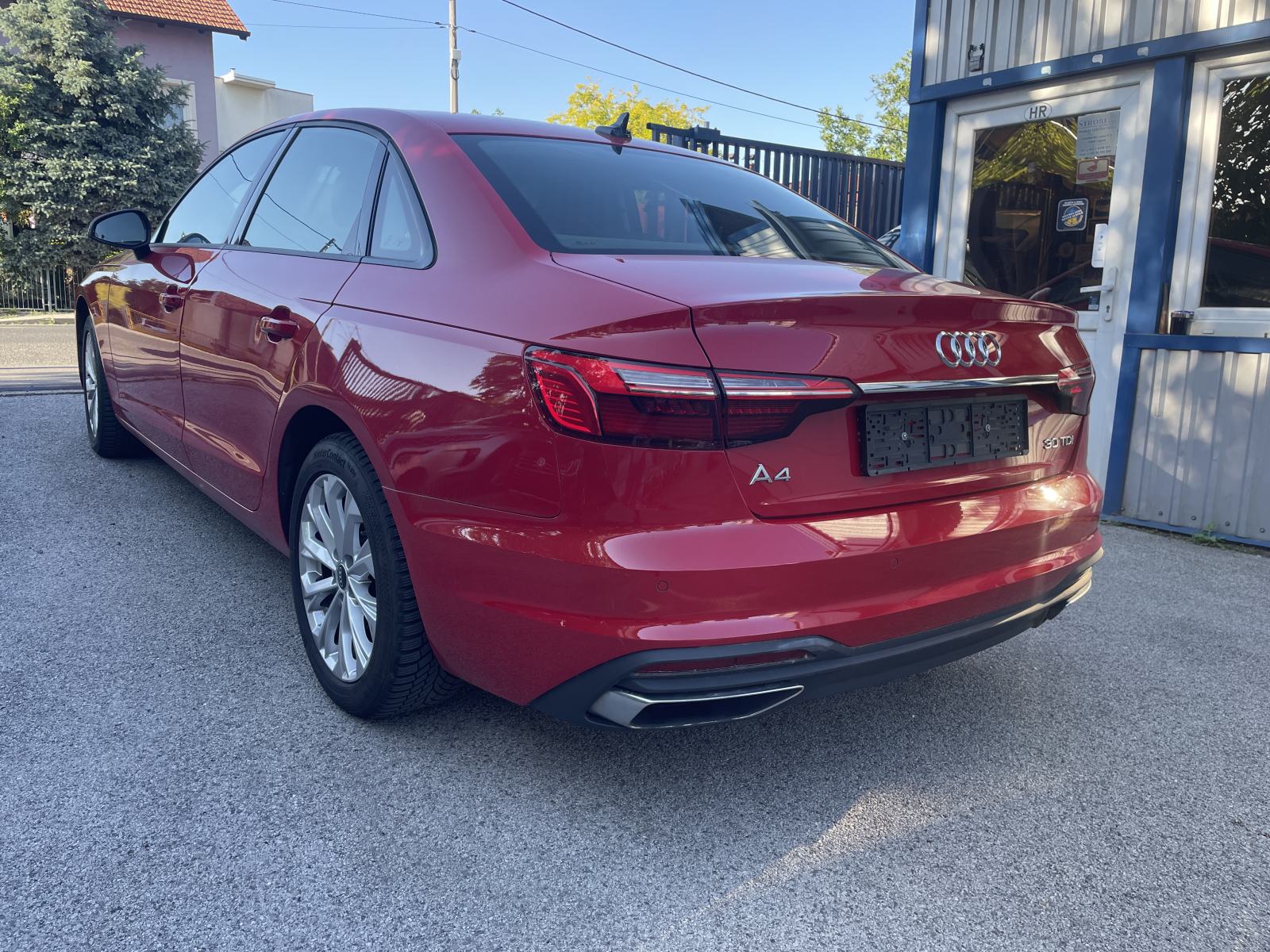 Audi A4 30 TDI S tronic Edition 10 NIJE UVOZ, fotografija 7