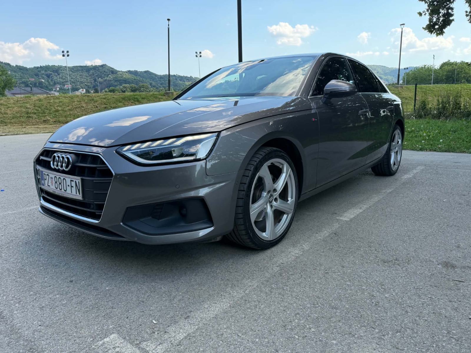 Audi A4 30 TDI, S Tronic, Full led, kamera 360, Alu 19, 2022. godina, fotografija 4