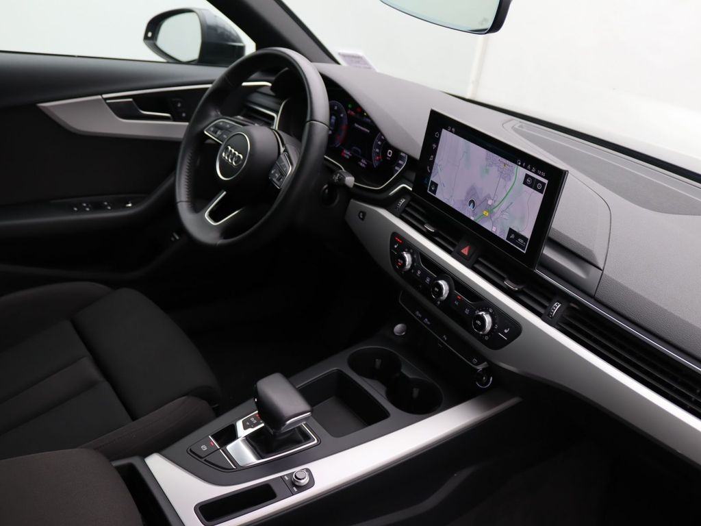 Audi A4 30 TDI S-tronic MMI NAVI KAMERA VIRTUAL MATRIX LED JAMSTVO, fotografija 12