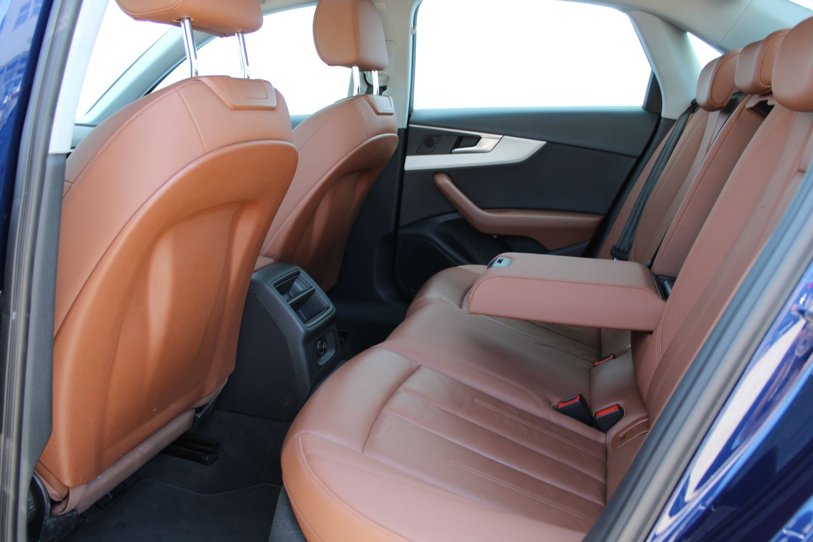 Audi A4 30TDI S tr Advanced-LEASING BEZ UČEŠĆA!, fotografija 10