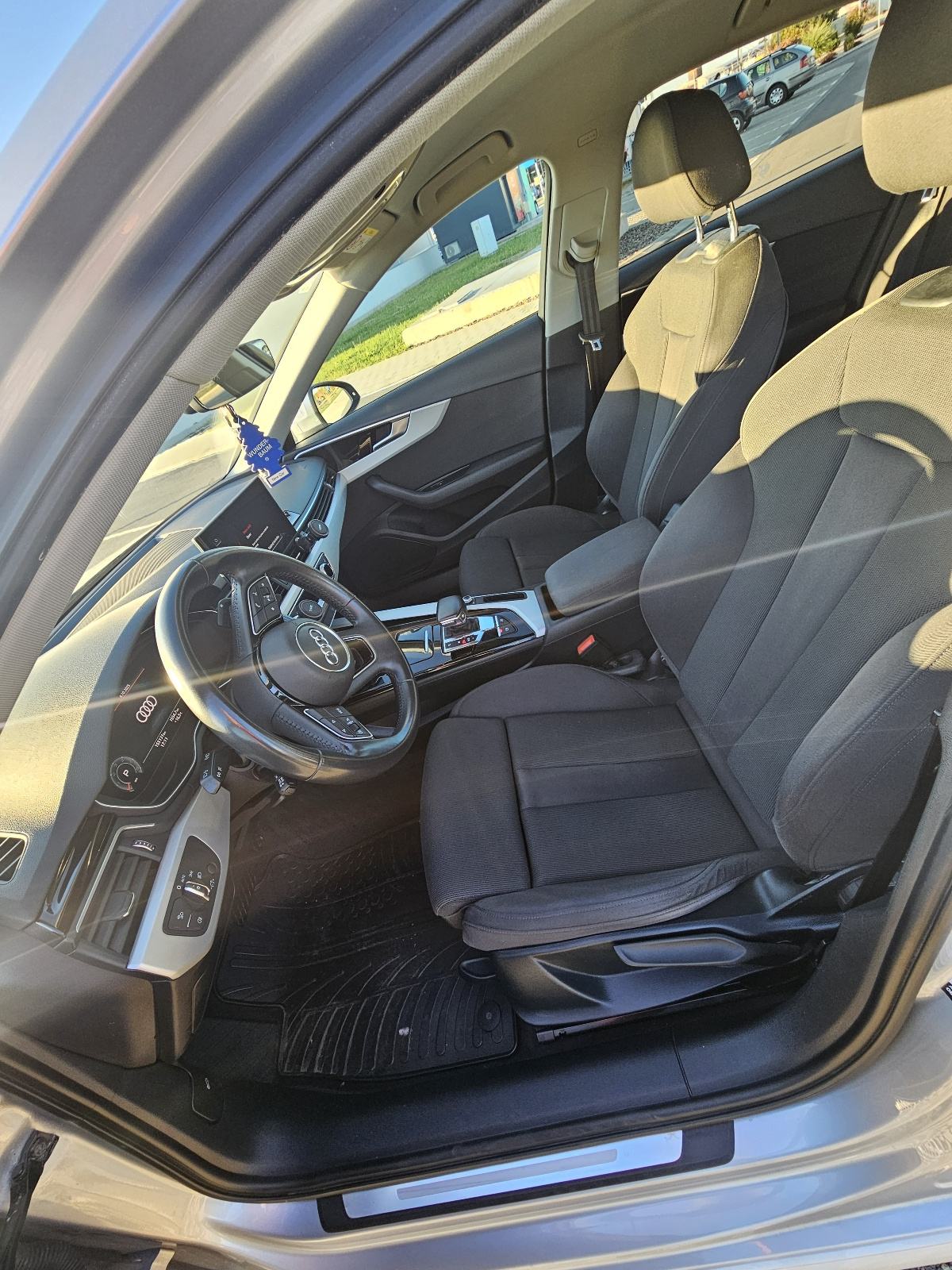 Audi A4 35 TDI automatik Advanced +, fotografija 8