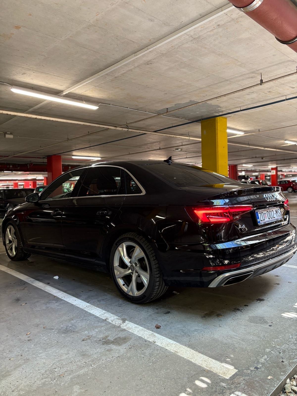 Audi A4 35 TDI automatik, fotografija 6