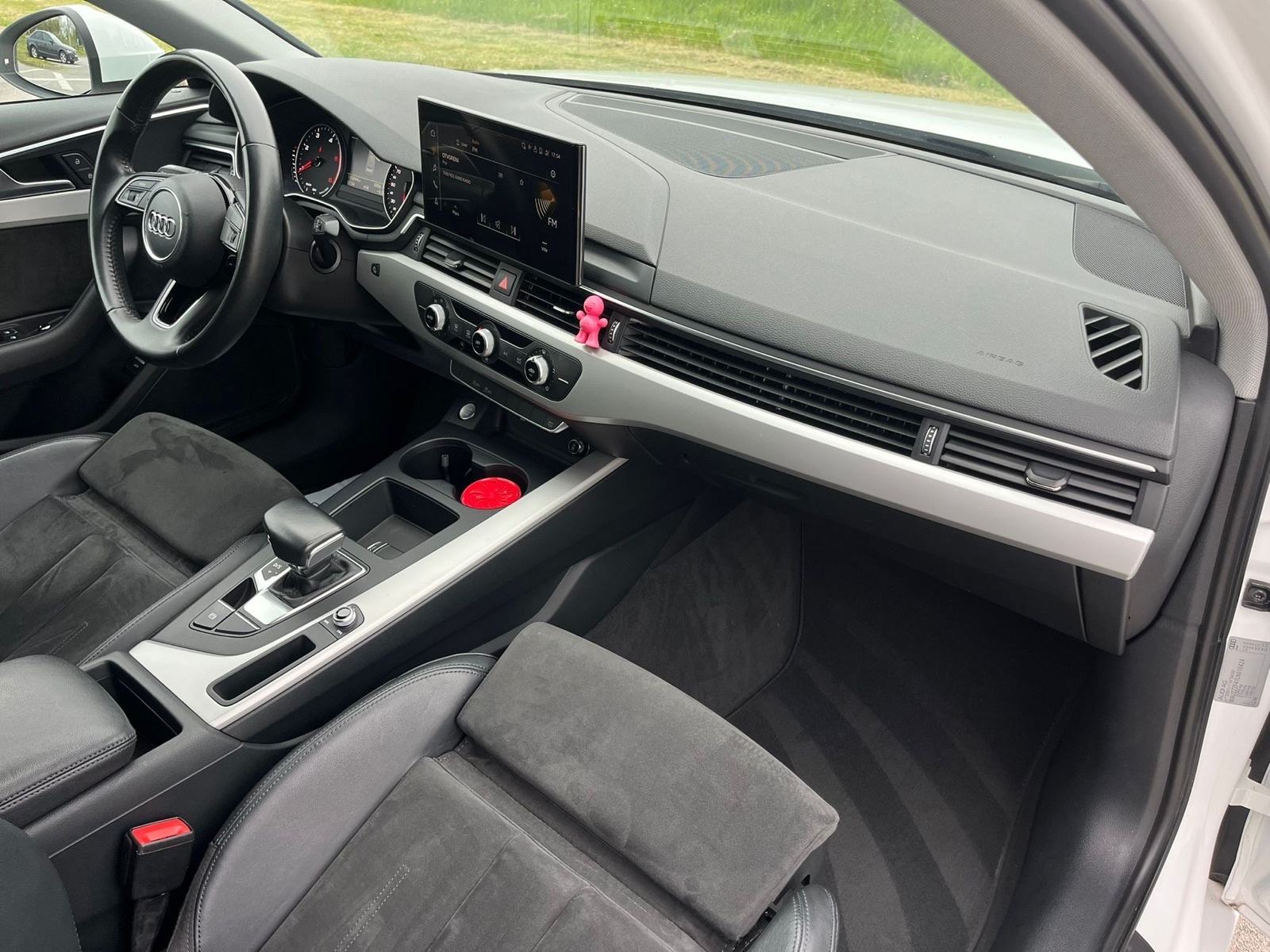 Audi A4 35 TDI automatik, fotografija 9