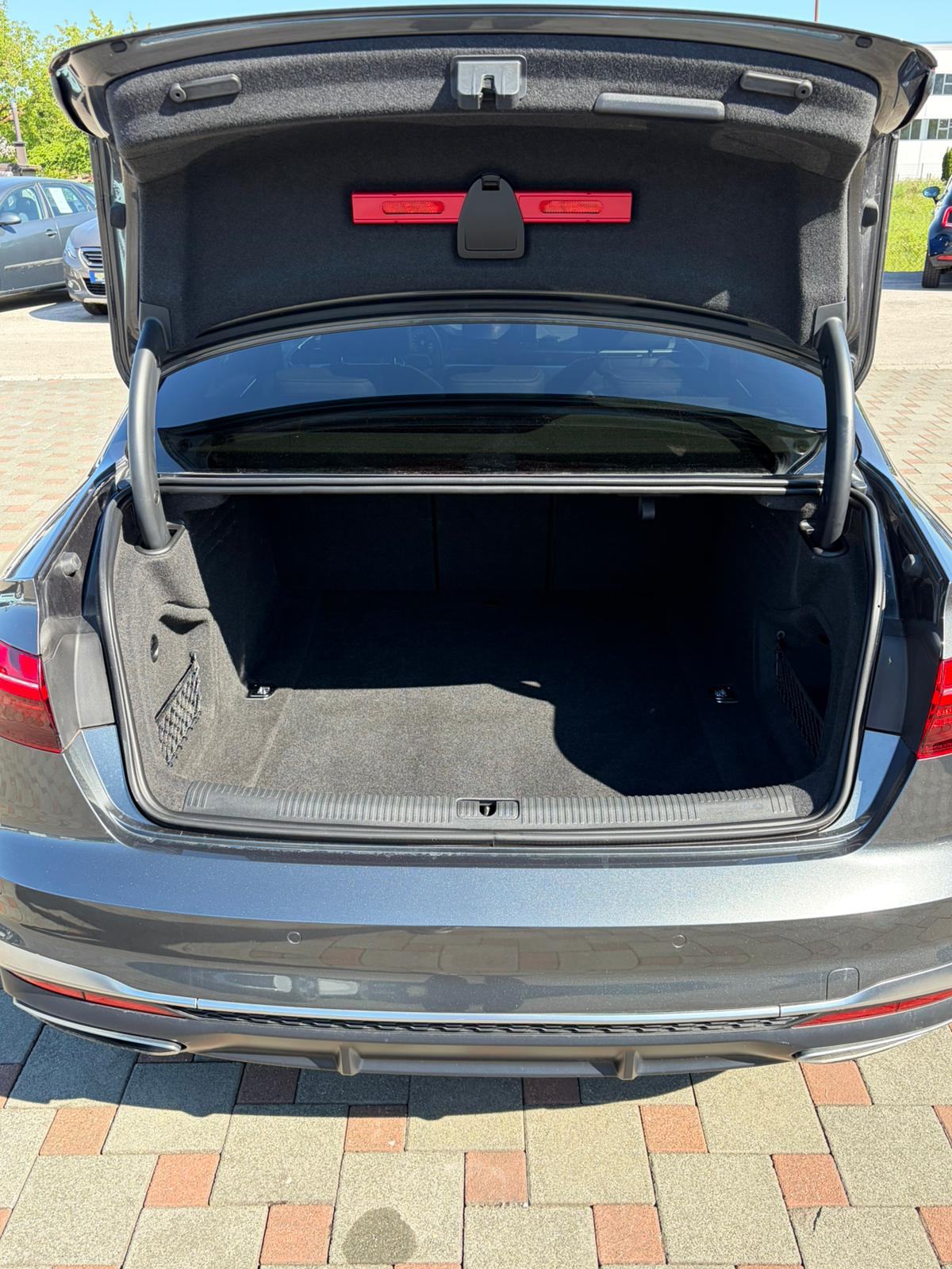 Audi A4 35 TDI S-line+;u Pdv-u;Full;HR;54Tkm;1vl;3 Zone Klima;GrSj;App, fotografija 9