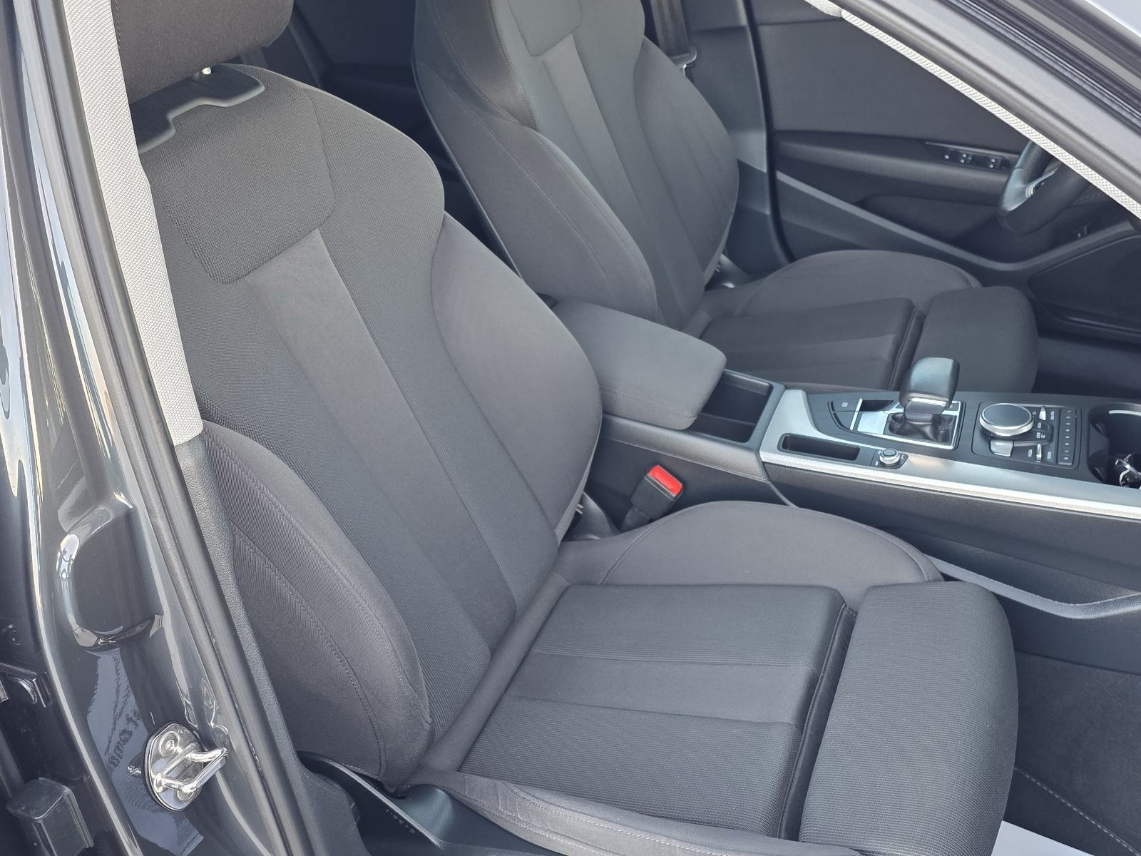 Audi A4 35 TDI S LINE,S TRONIK,VIRTUAL,FUL LED, fotografija 12