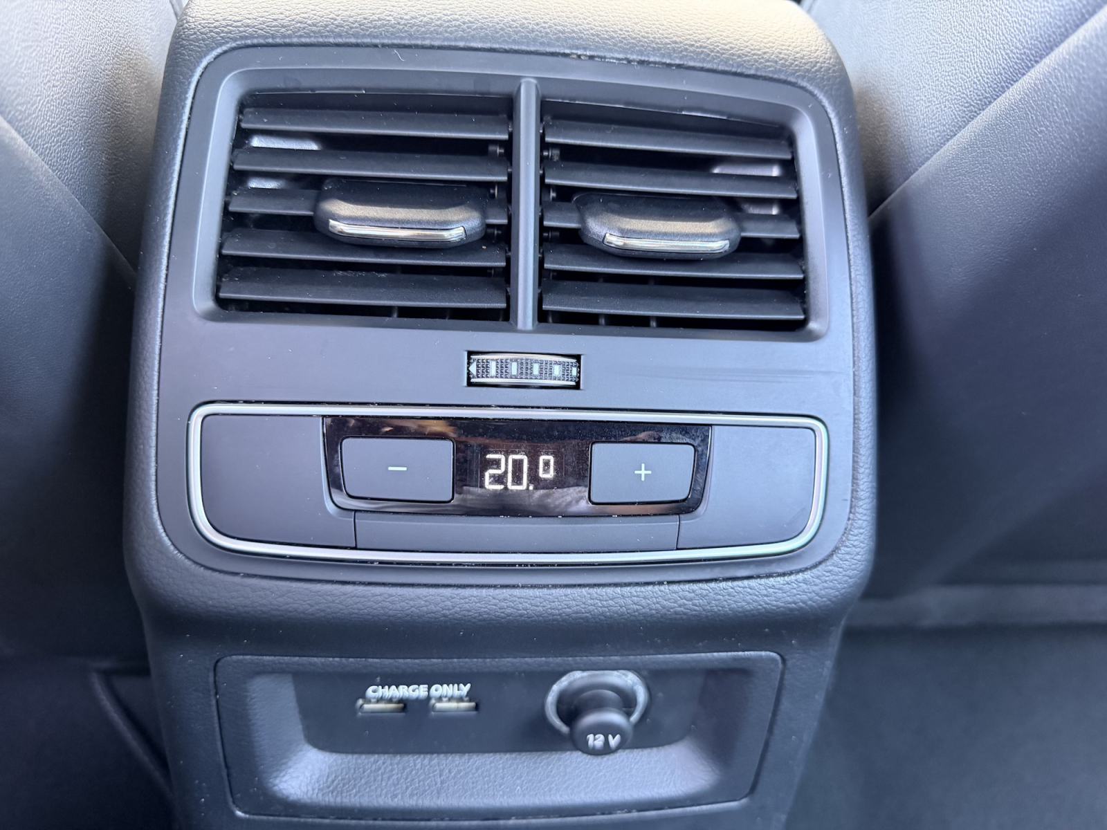 Audi A4 35 TDI S-LINE, 2019 god, 115000 km, Reg 6/27, fotografija 4