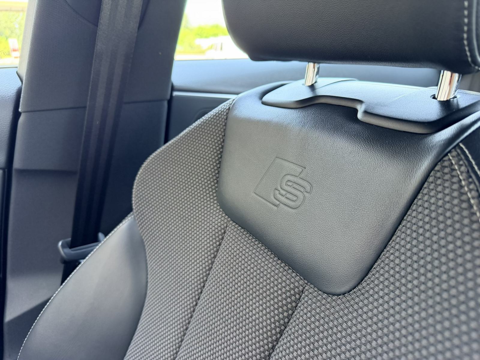 Audi A4 35 TDI S-LINE, 2019 god, 115000 km, Reg 6/27, fotografija 19