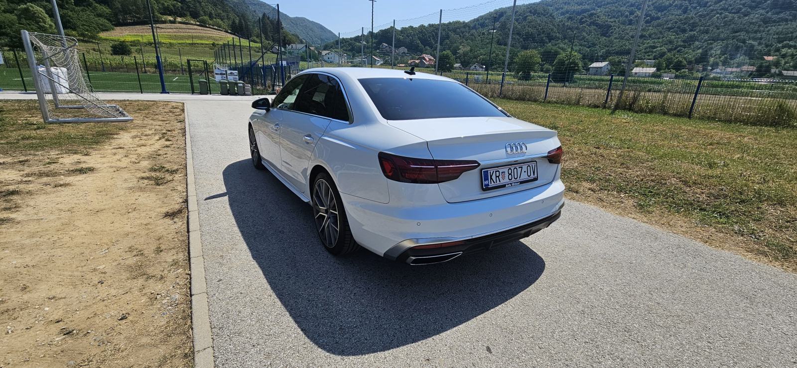 Audi A4, S-line + business, matrix-led, fotografija 9