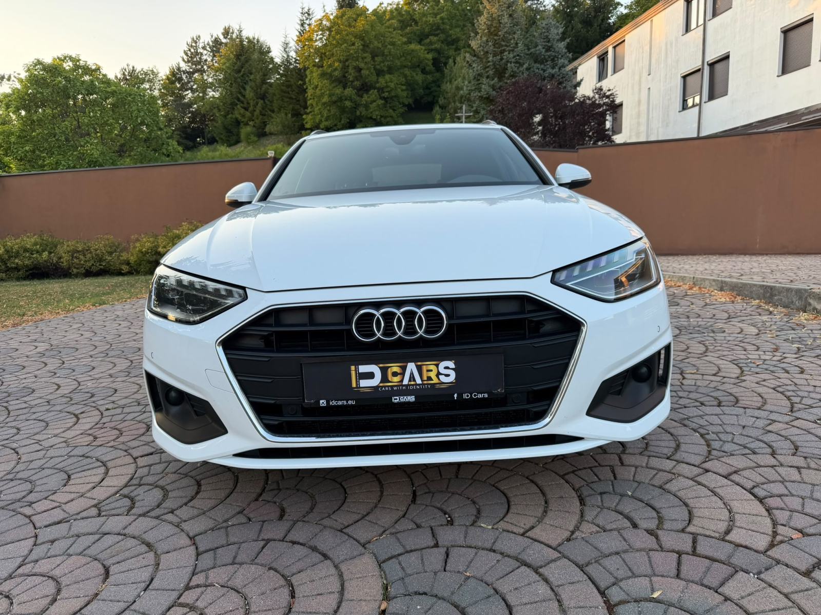 AUDI A4 35 TDI, TOP STANJE, SERVISNA, fotografija 2