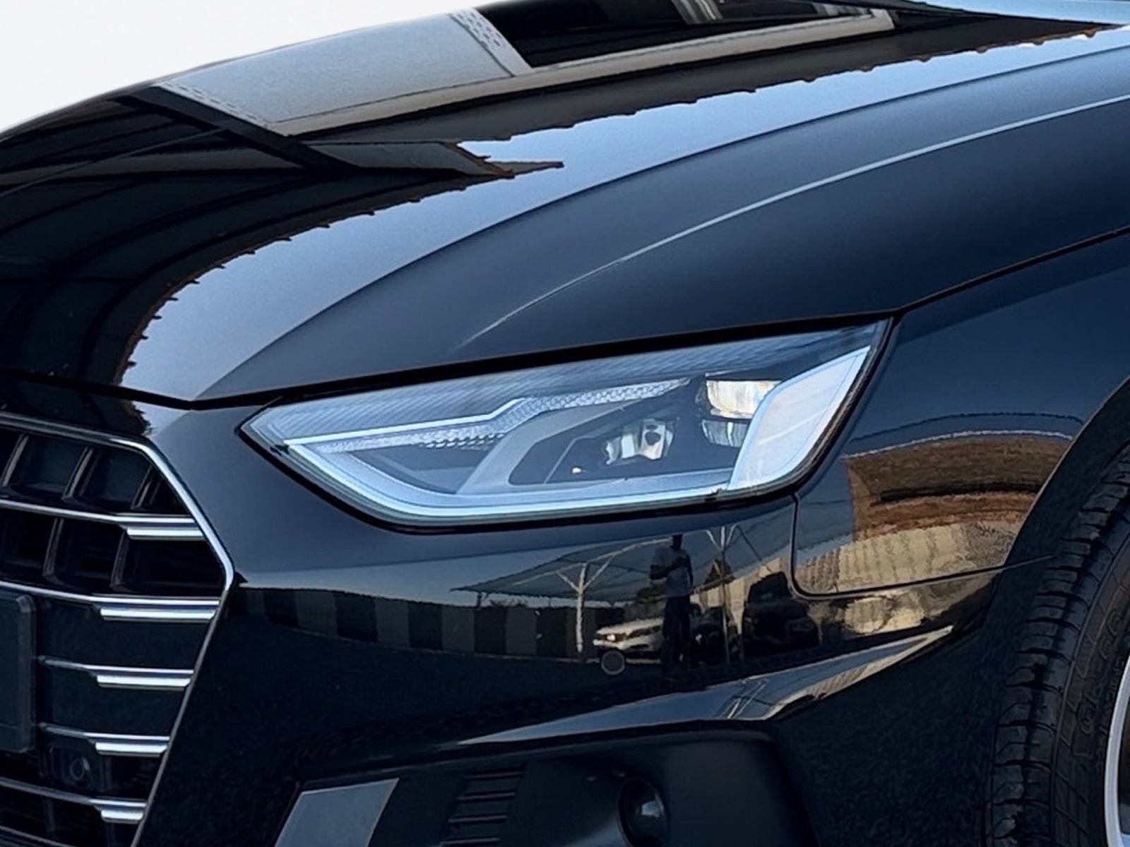Audi A4 35 TDI S-tronic #65t km# odlicno stanje # puno opreme #, fotografija 15