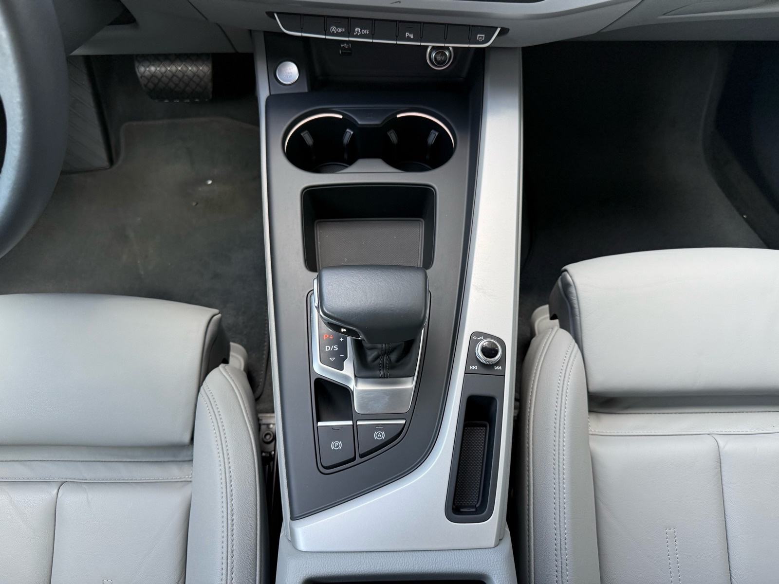 Audi A4 35 TDI S-TRONIC °VIRTUAL°NAVI°KOŽA°KAMERA°LEASING BEZ UČEŠĆA°, fotografija 15