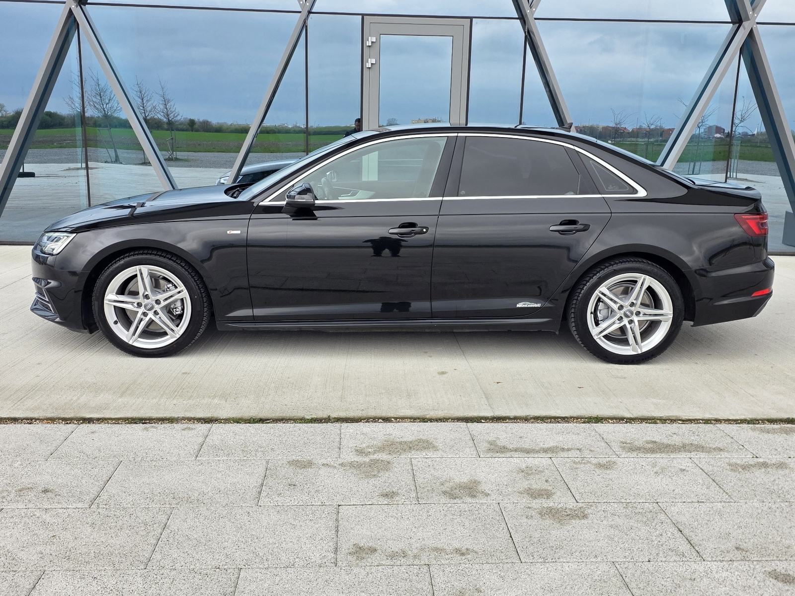 Audi A4 35 TDI S TRONIK S LINE,FUL LED,ALU,NAVI,VIRTUAL, fotografija 3