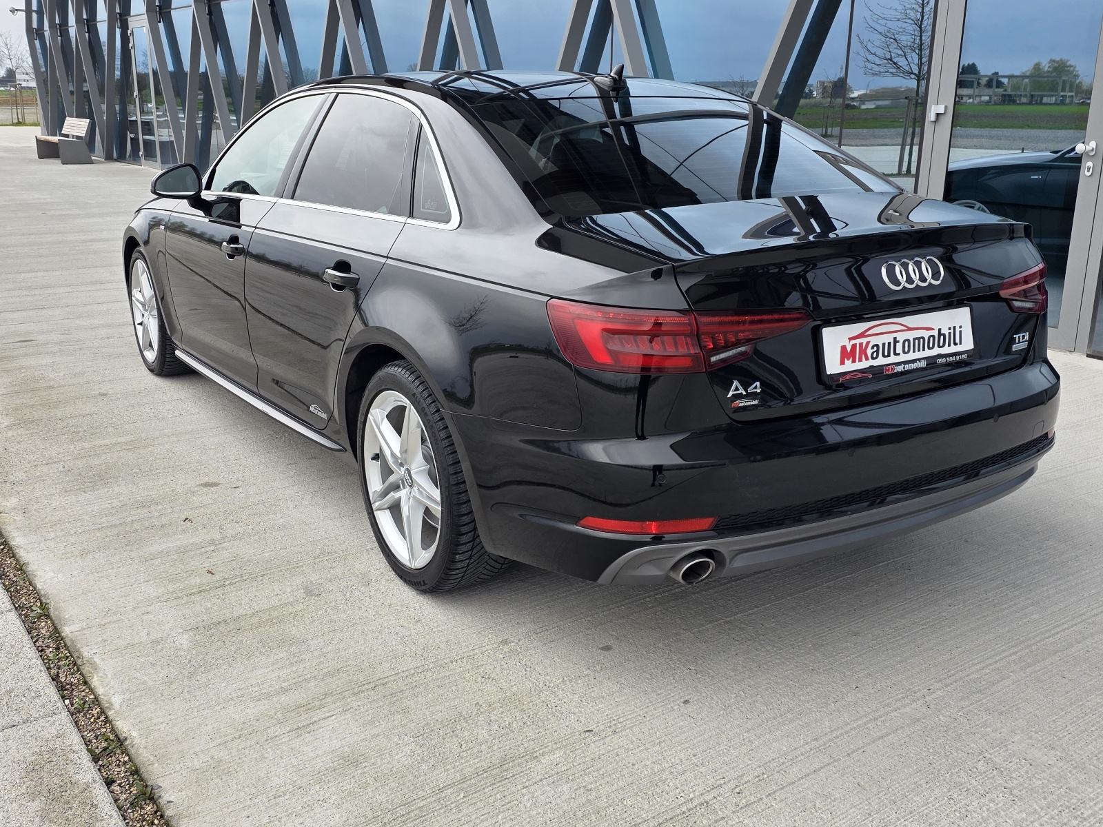 Audi A4 35 TDI S TRONIK S LINE,FUL LED,ALU,NAVI,VIRTUAL, fotografija 4