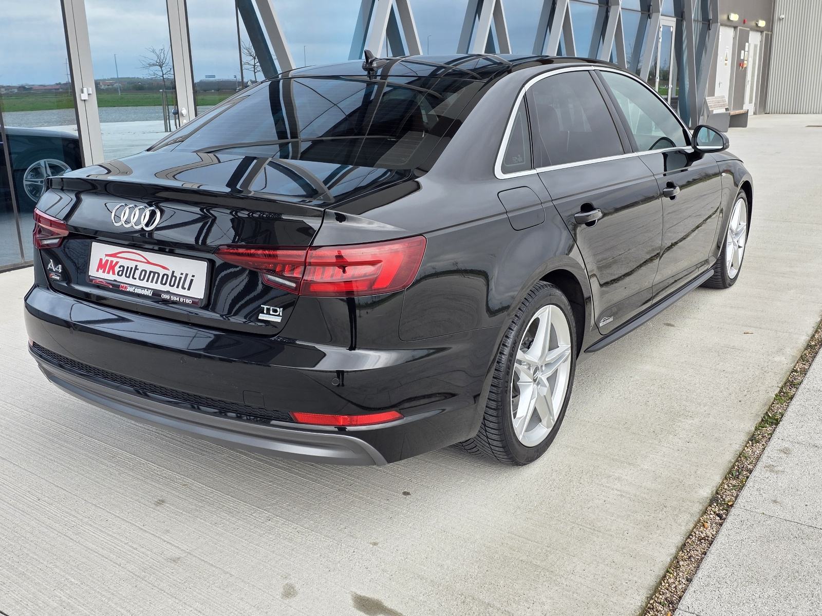 Audi A4 35 TDI S TRONIK S LINE,FUL LED,ALU,NAVI,VIRTUAL, fotografija 6