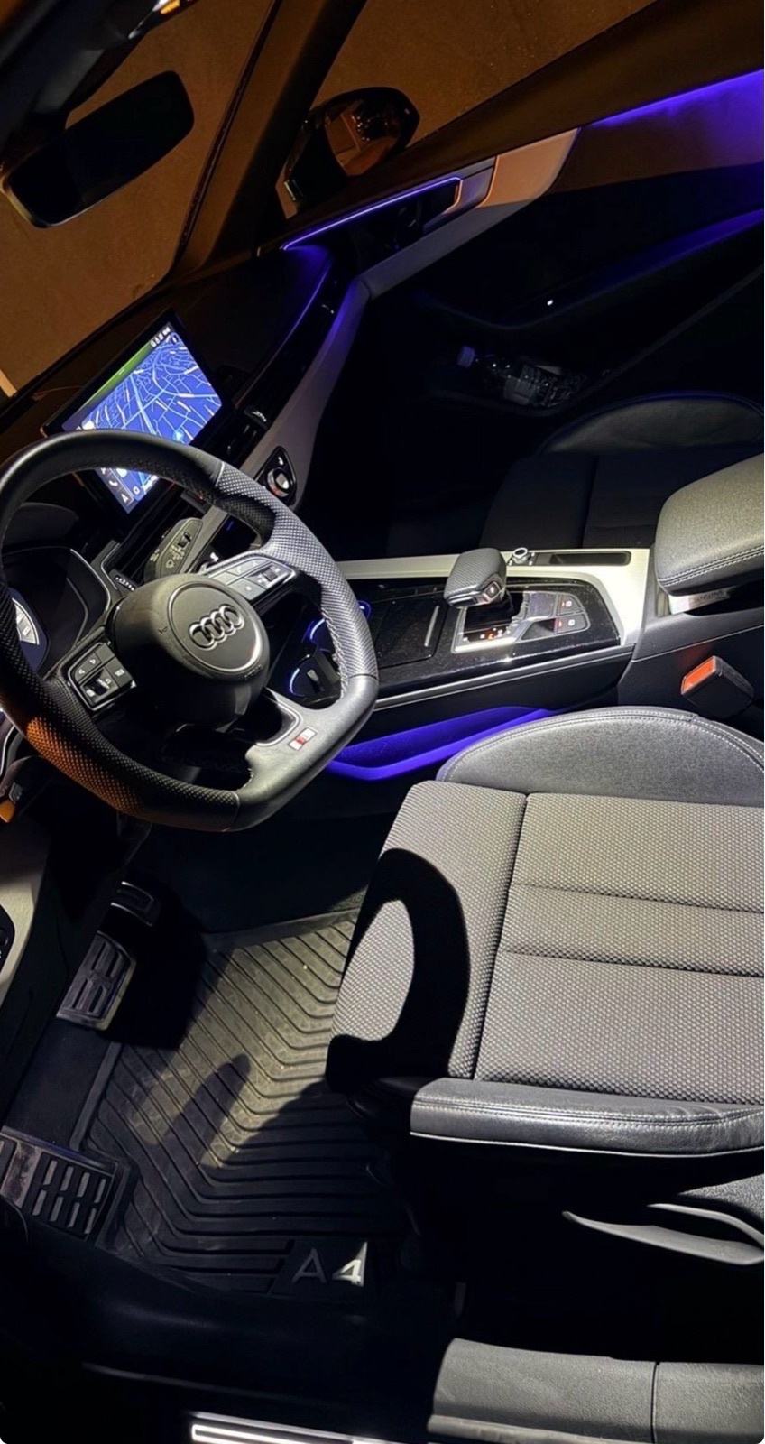 Audi A4 35 TFSI automatik, 2023 god, 4 godine tvorničke garancije, fotografija 9