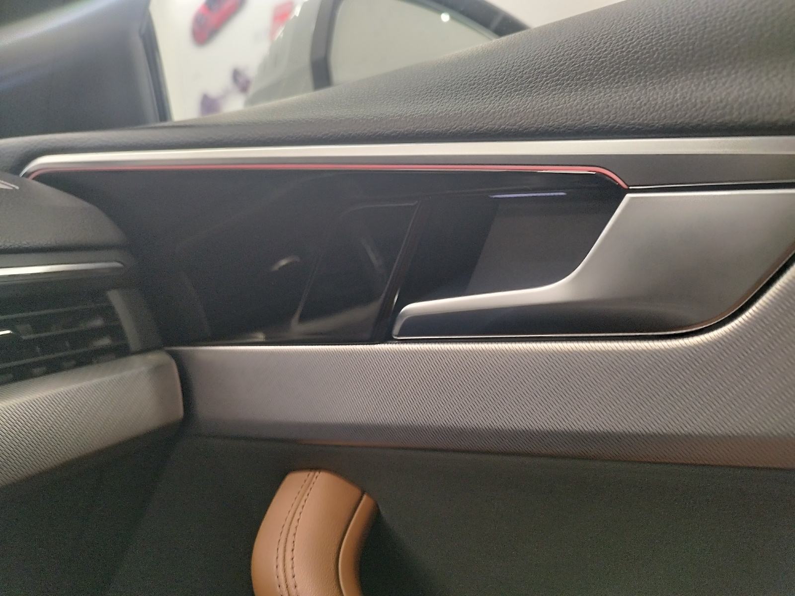 Audi A4 35 TFSI *** PRVI VLASNIK ***, fotografija 7