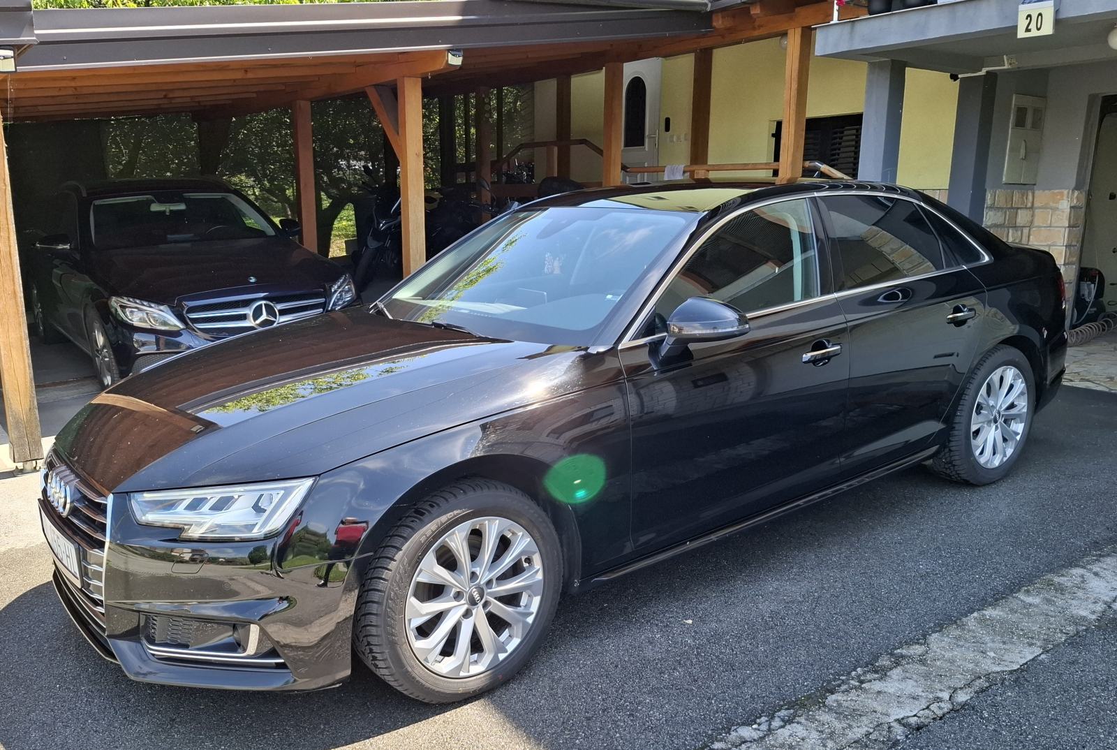 Audi A4 (B9) 35 TFSI (2.0 TFSI MildHybrid) - VC, Matrix, 8x alu, fotografija 2