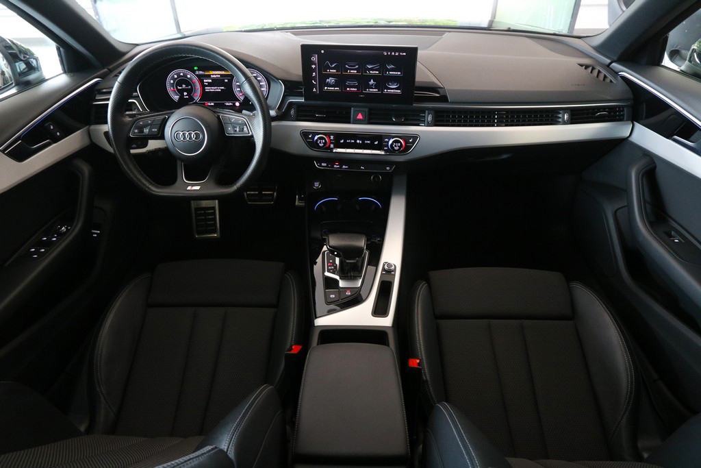 Audi A4 35 TFSI S-Tronic S-Line VIRTUAL COCKPIT 150 KS -FACELIFT-, fotografija 5