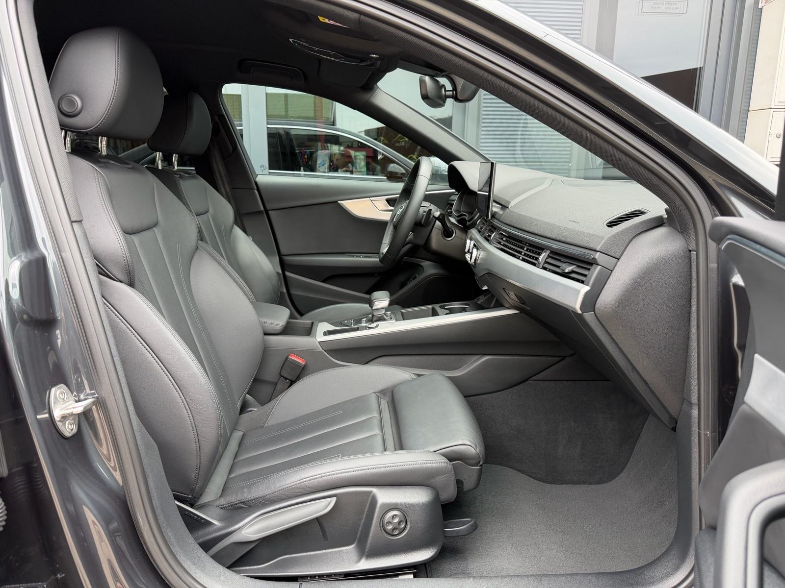AUDI A4 35TFSI, LED, KOŽA, PDC, ZAVJESE, ACC, L. ASSIST, JAMSTVO, PDV, fotografija 10