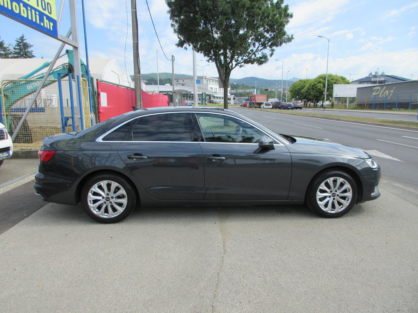 Audi A4 35TFSI S tr Sline;HR:u Pdv;Led;Virt.disp;Navi,Koža;Garan. 5god, fotografija 4