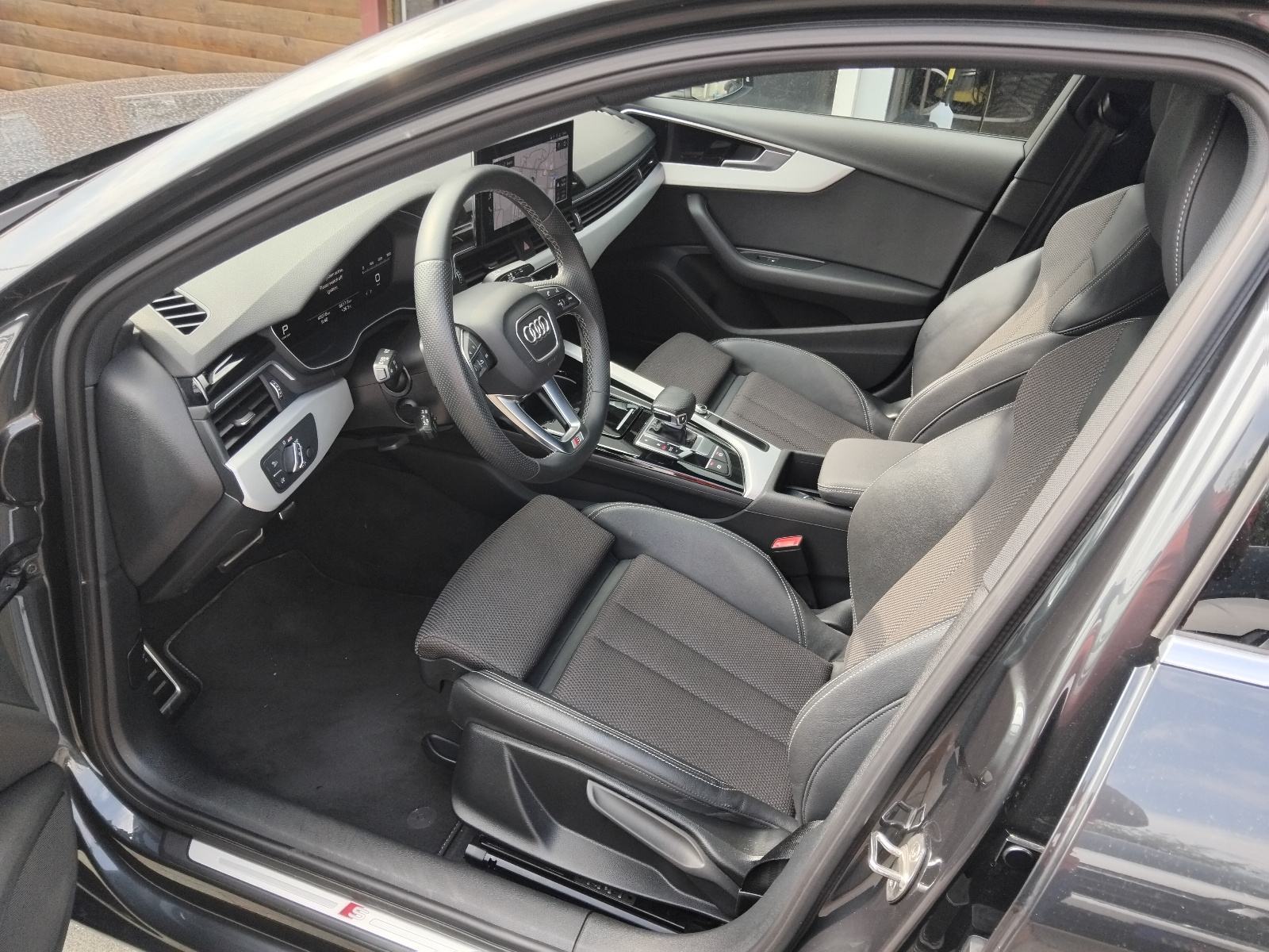 Audi A4 35TFSI S tr Sline;HR:u Pdv;Led;Virt.disp;Navi,Koža;Garan. 5god, fotografija 11