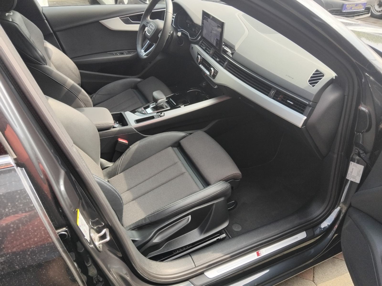 Audi A4 35TFSI S tr Sline;HR:u Pdv;Led;Virt.disp;Navi,Koža;Garan. 5god, fotografija 12