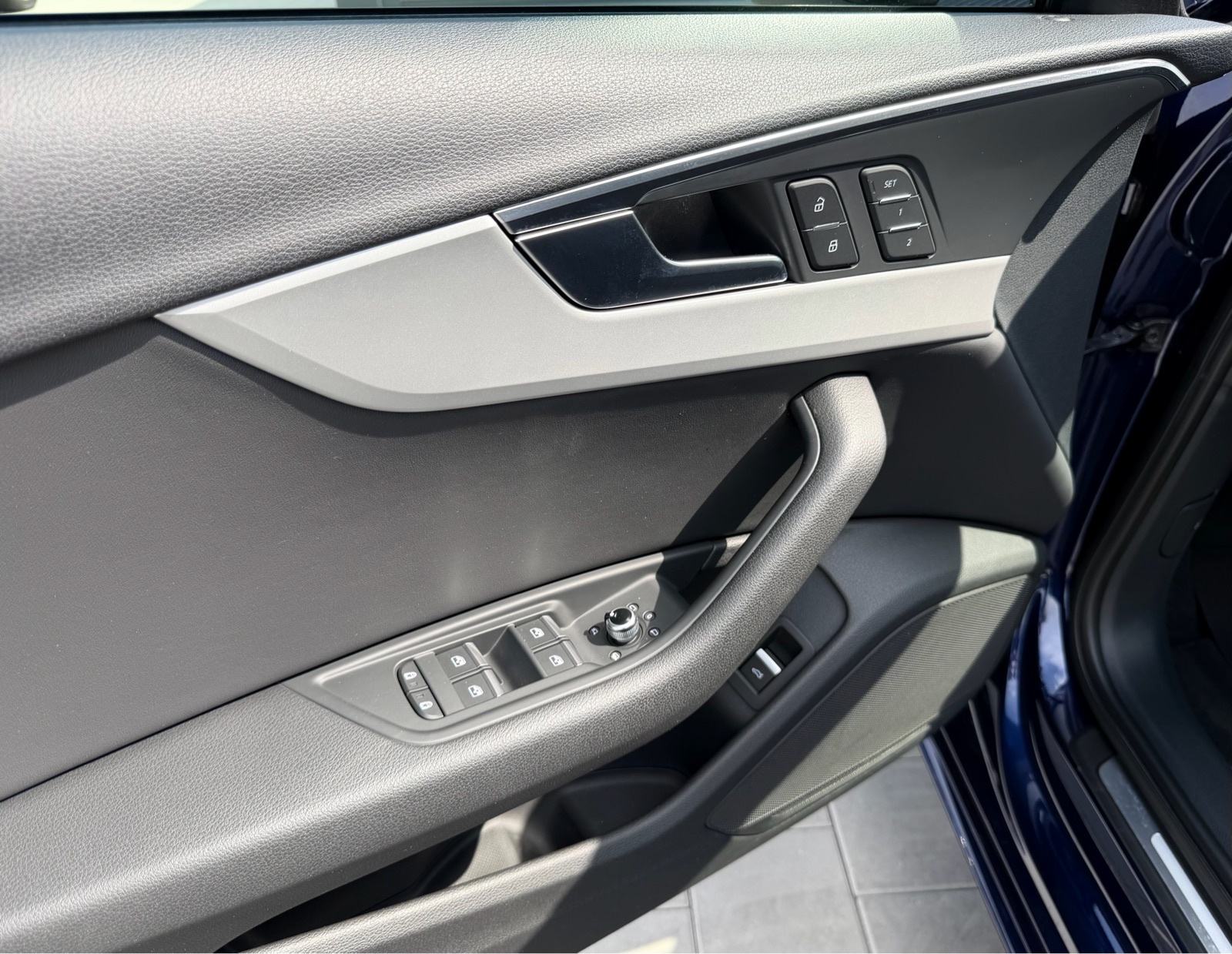 Audi A4 40 TDI 40.000KM*KOŽA*FULL LED*AUTOMATIK*SPORT*140KW*, fotografija 15