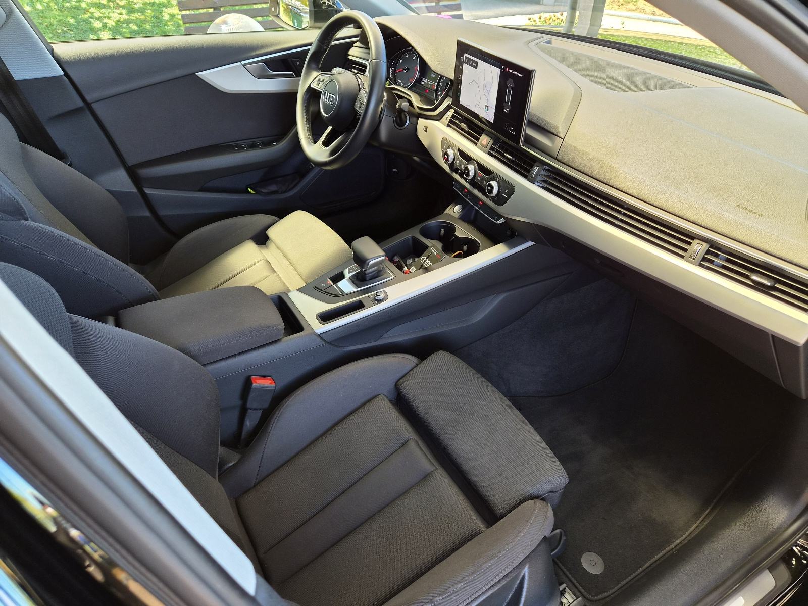 Audi A4 40 TDI Automatik 150kw (205 Ks) Garancija 1 god., fotografija 11