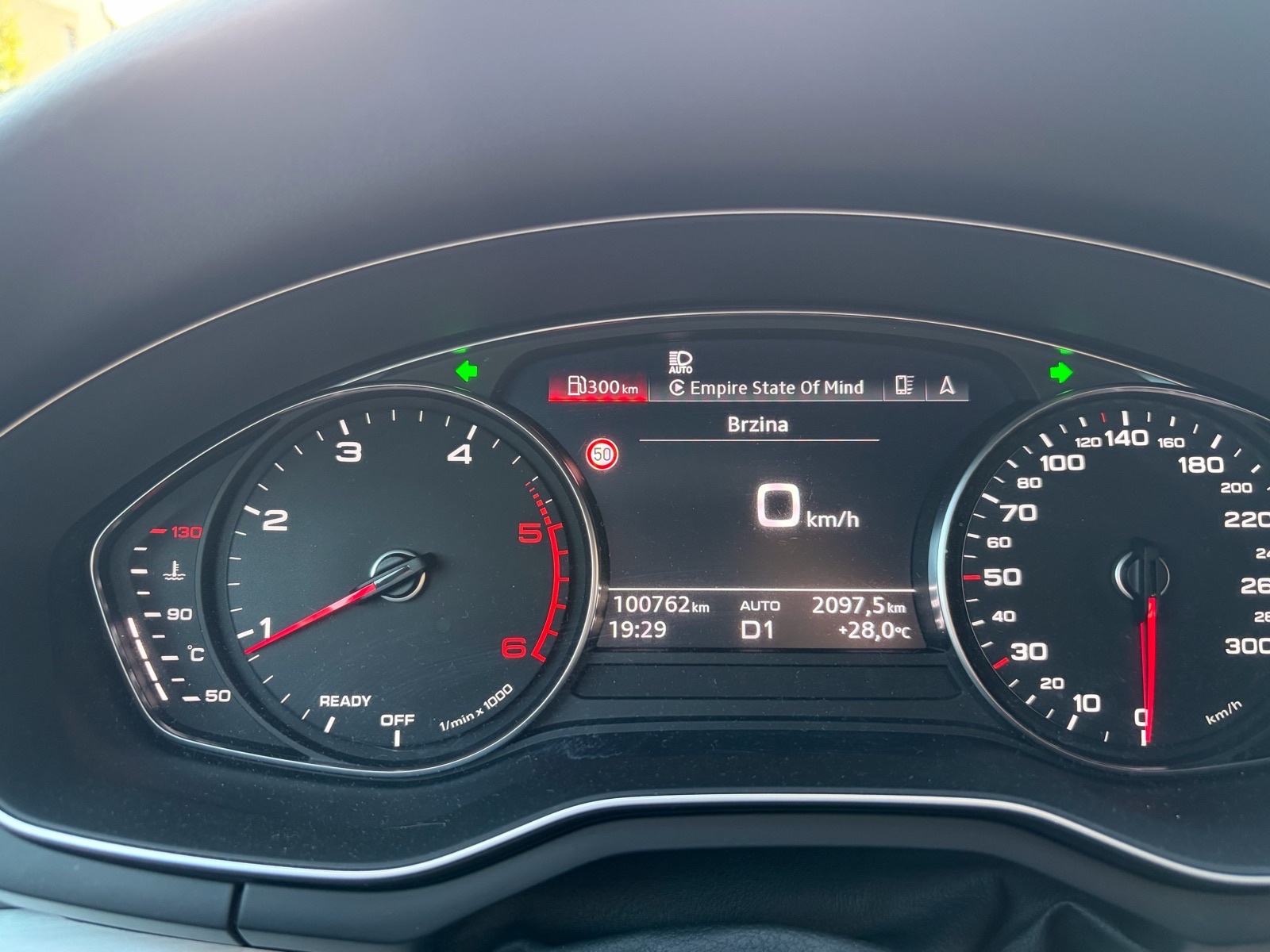 Audi A4 40 TDI automatik, fotografija 10