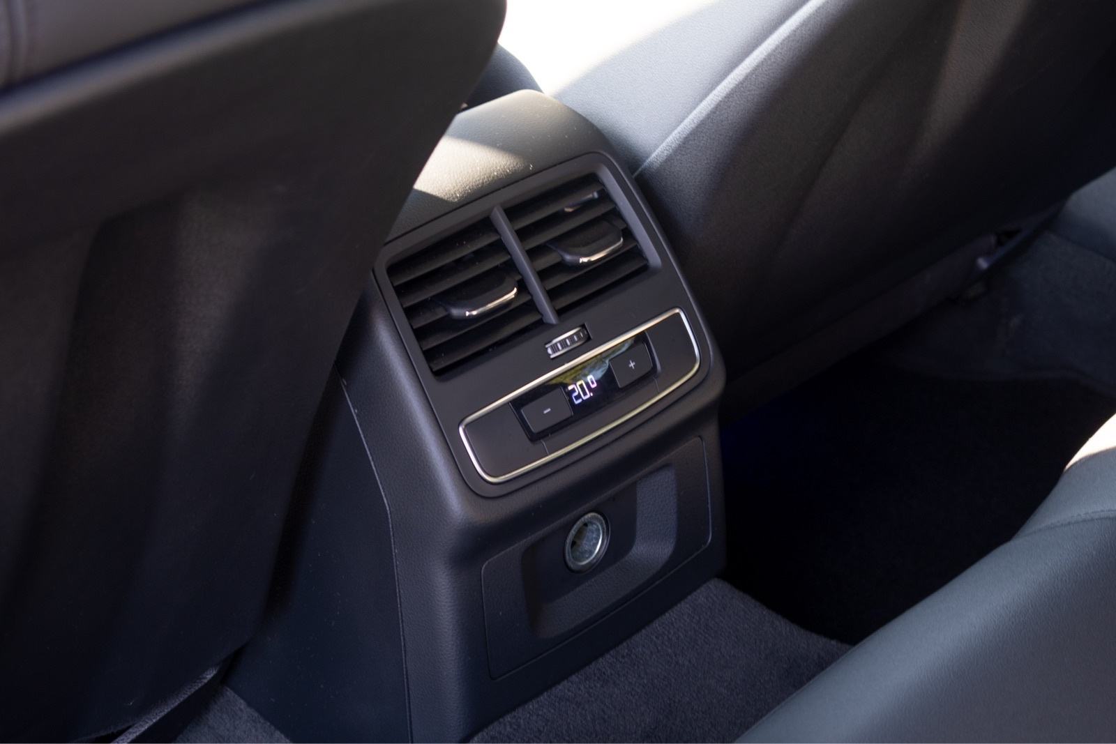 Audi A4 40 TDI automatik, fotografija 12