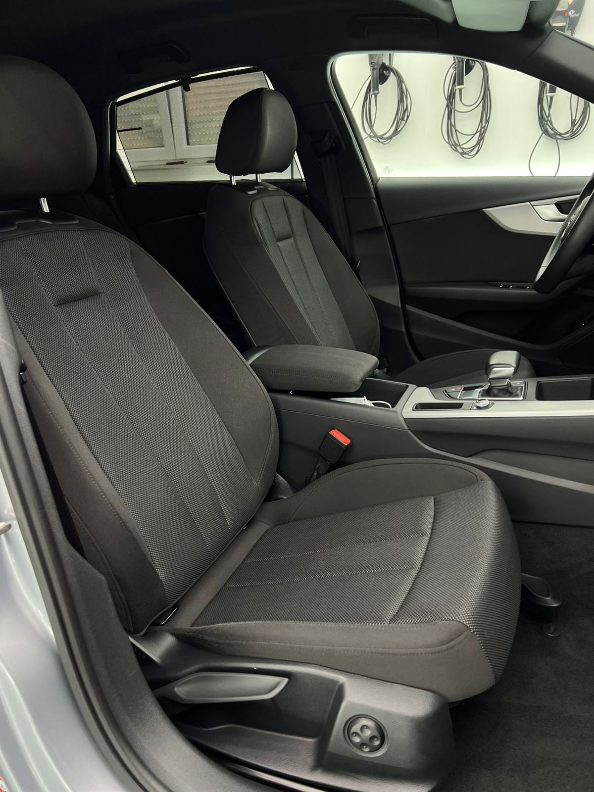 Audi A4 40 TDI ☆ GARANCIJA ☆ Leasing bez učešća, fotografija 10