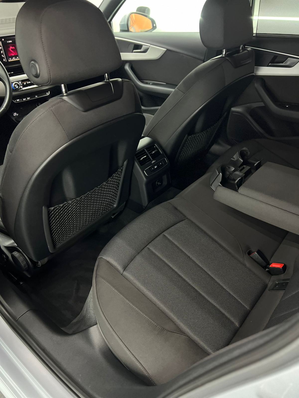 Audi A4 40 TDI ☆ GARANCIJA ☆ Leasing bez učešća, fotografija 12