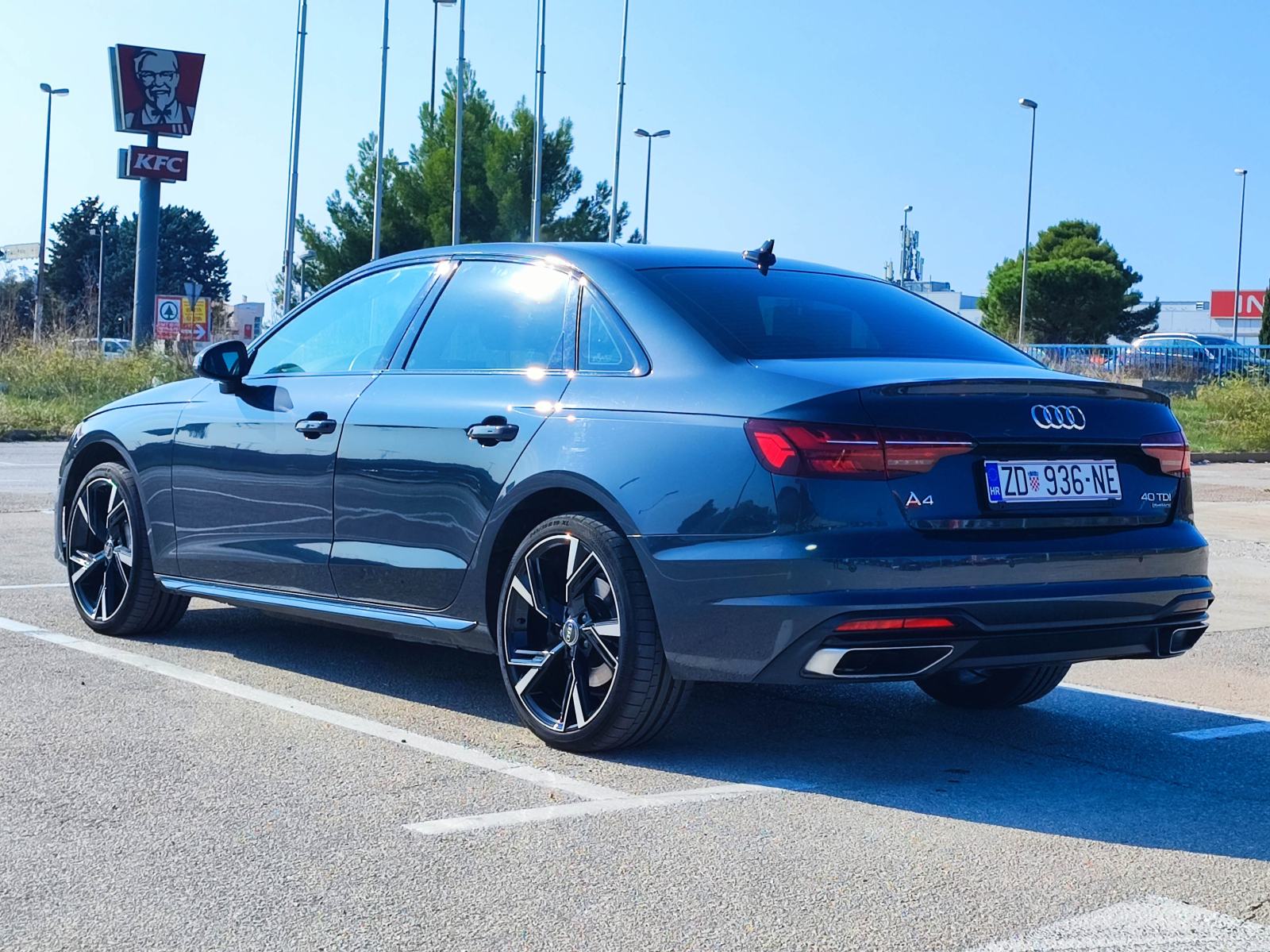 Audi A4 40 TDI Quattro | 130000 km | S-Tronic | Reg 01/2024, fotografija 5