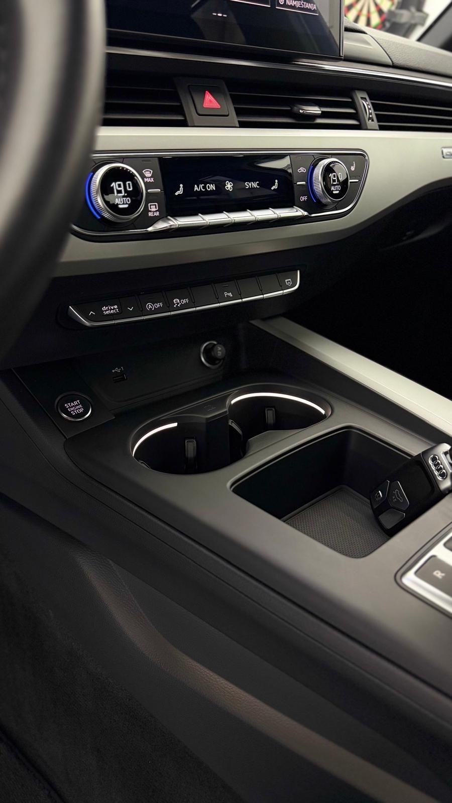 Audi A4 40 TDI°QUATTRO°KOZA°AMBI°LED°KAM°VIRTUAL°U PDVU°, fotografija 12