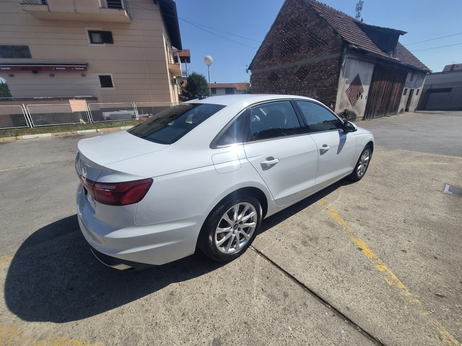 Audi A4 40 TDI S-tronik Business paket, fotografija 5
