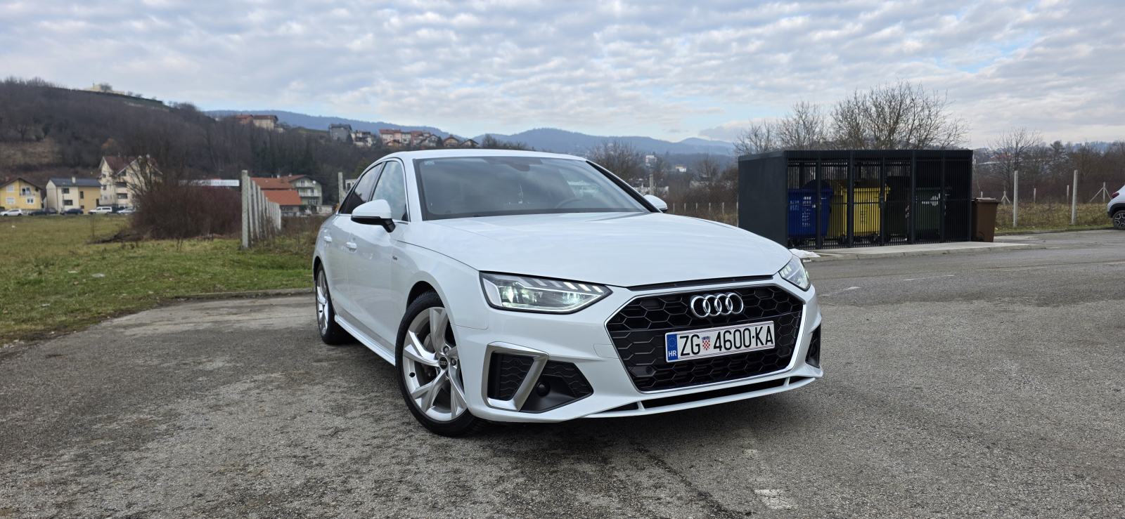 Audi A4 40 TFSI 3xS Line,reg.do 07/27,Vrhunsko stanje!!!!, fotografija 9