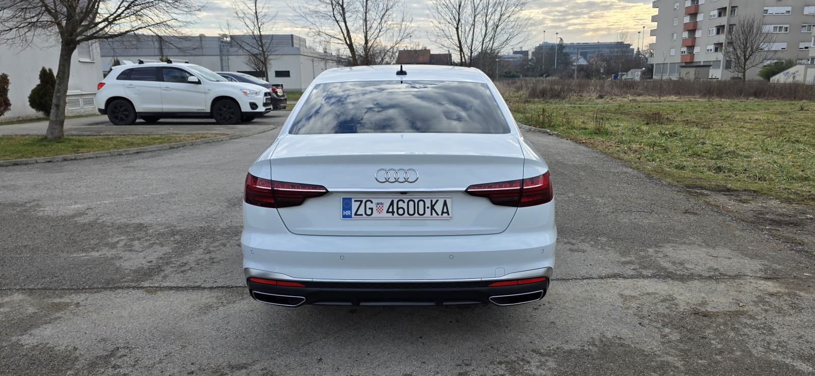 Audi A4 40 TFSI 3xS Line,reg.do 07/27,Vrhunsko stanje!!!!, fotografija 16
