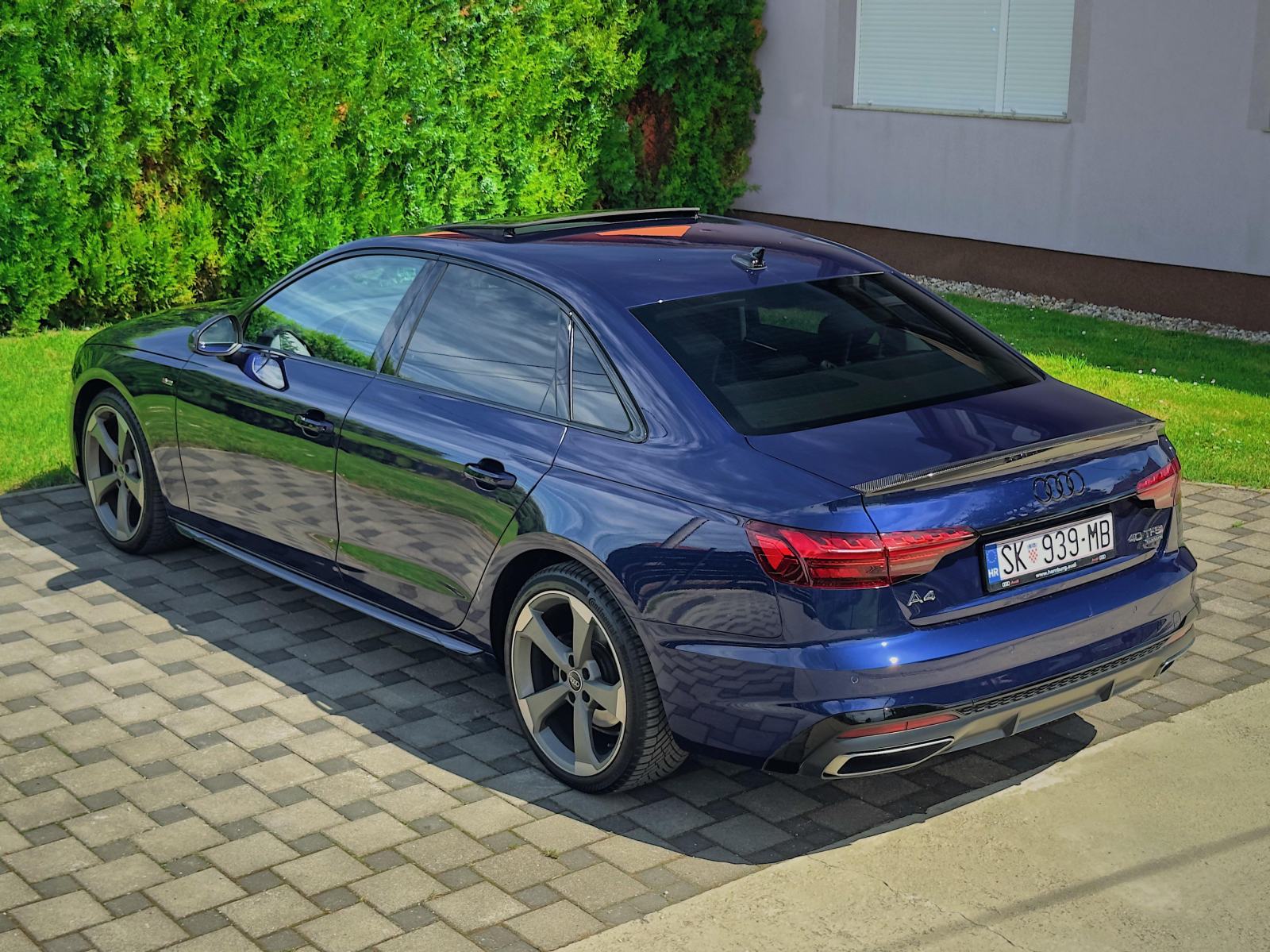 Audi A4 40 TFSI 150kw S Line Quattro Black Edition Matrix, fotografija 8