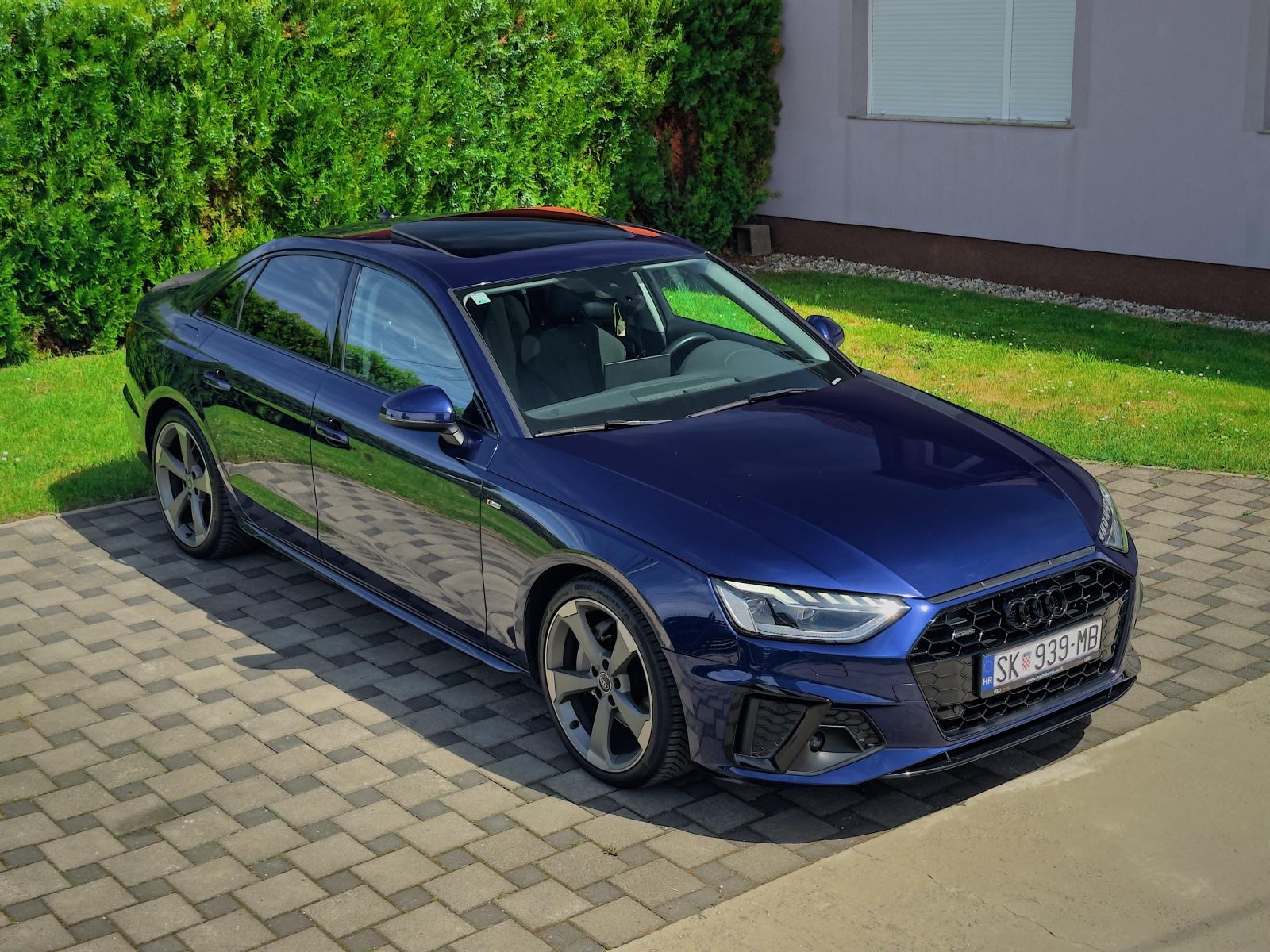 Audi A4 40 TFSI 150kw S Line Quattro Black Edition Matrix, fotografija 3