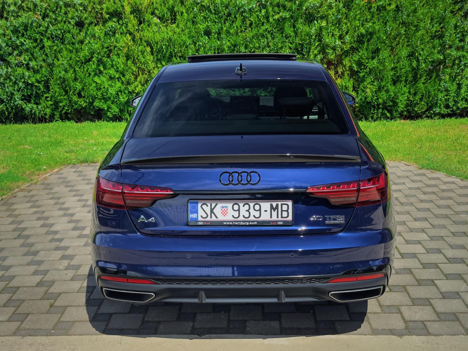 Audi A4 40 TFSI 150kw S Line Quattro Black Edition Matrix, fotografija 10