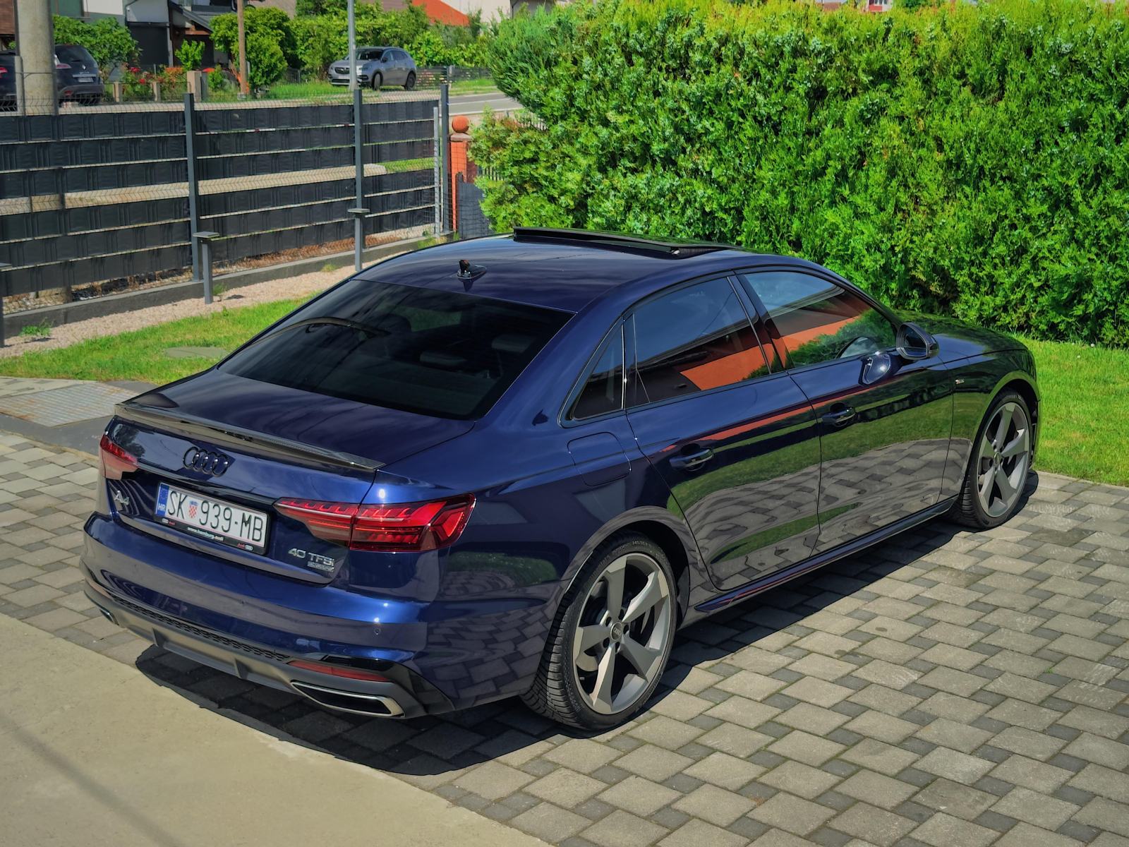 Audi A4 40 TFSI 150kw S Line Quattro Black Edition Matrix, fotografija 9